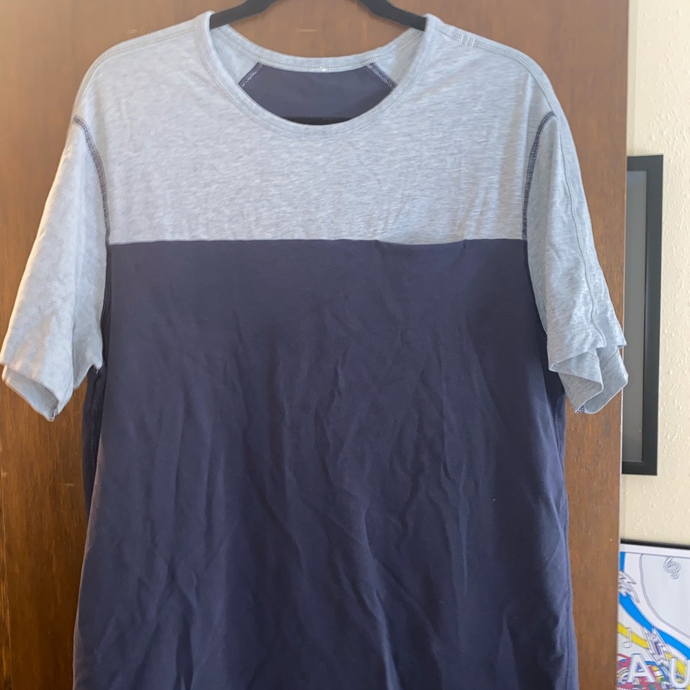 Lululemon Men’s Tee
